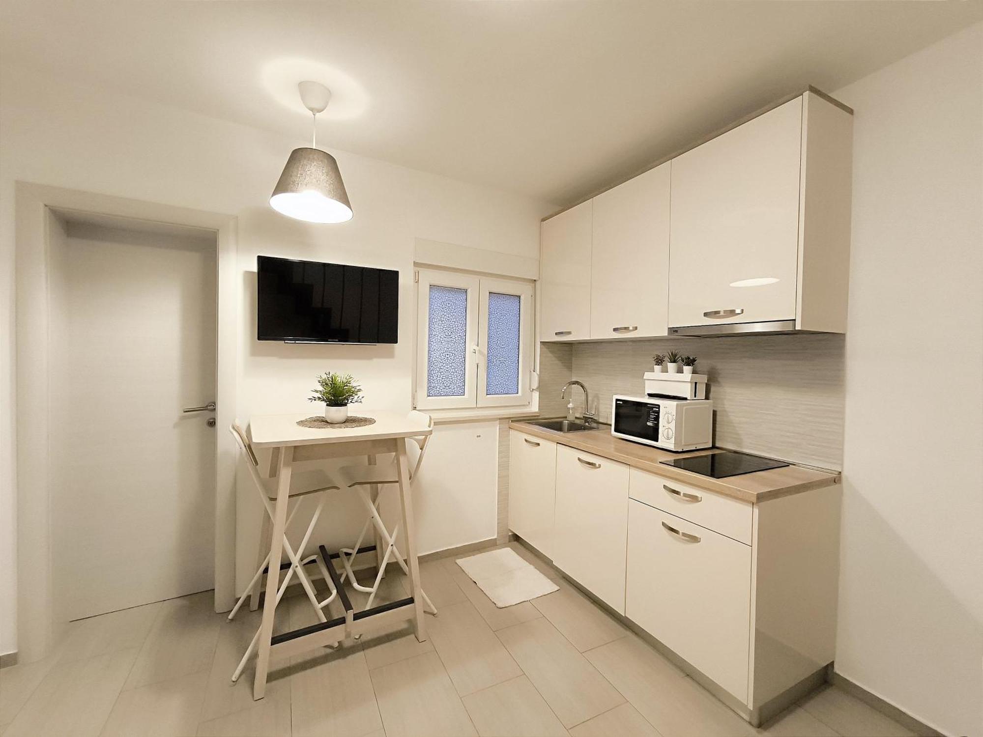 Central Apartment & Room Niko سبليت المظهر الخارجي الصورة