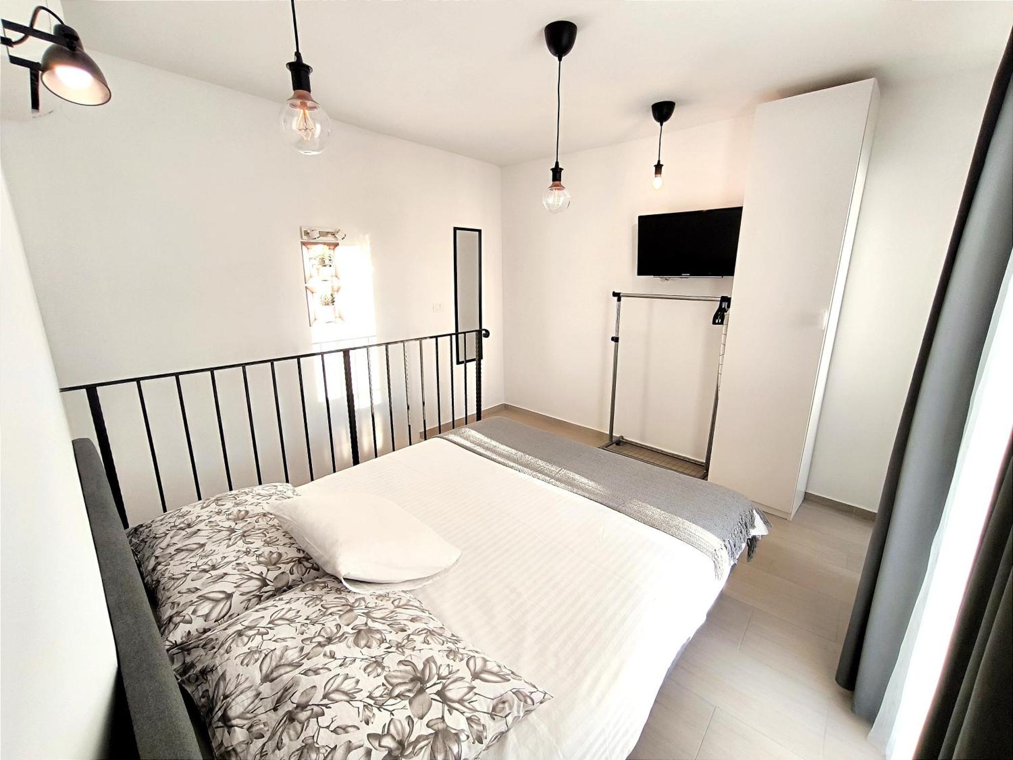 Central Apartment & Room Niko سبليت المظهر الخارجي الصورة